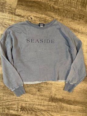 Women’s Raw Hem Seaside Cropped Sweatshirt - Faded Dusty Blue